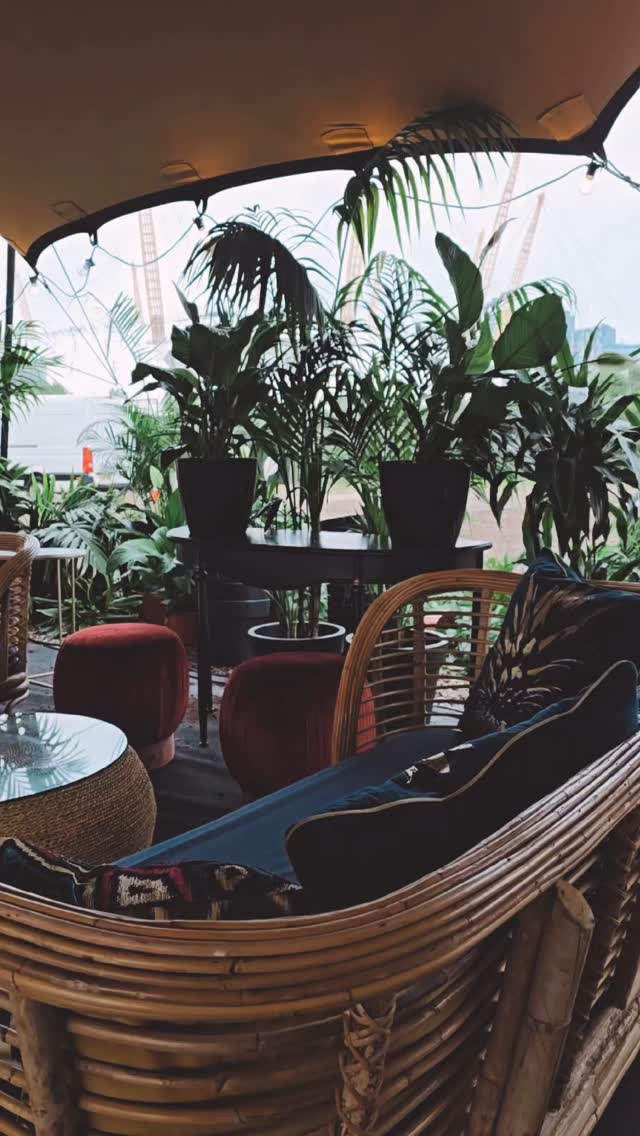Furniture, Interiors & Décor Hire - Lounge & Linger