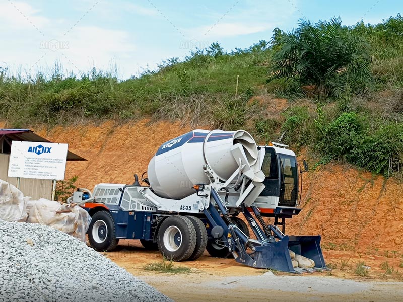 Mobile Concrete Mixer - Convenient to Move and Transfer