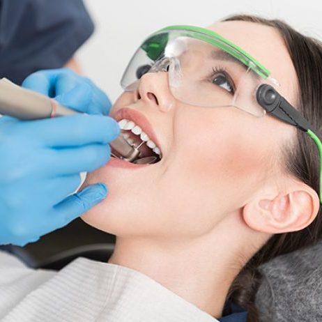Get the best treatment from the emergency dental clinic Donvale