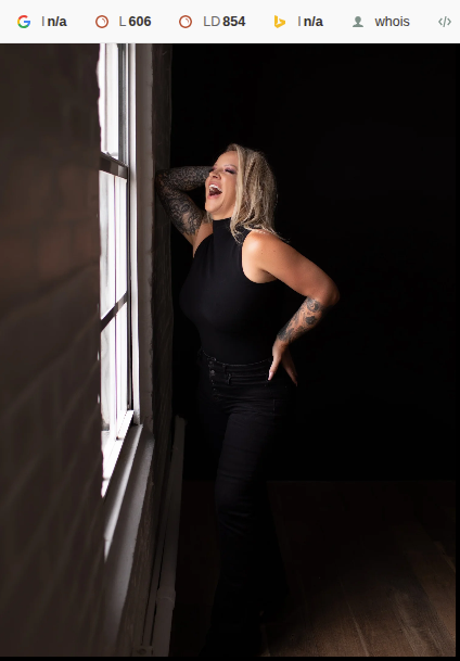 Elegant Boudoir Photographer in Lutz for Intimate Portraits