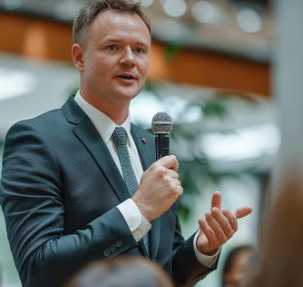 Uncover the Magic of Top Wellness Speakers: Heal and Motivate | Articles | Steffan Martin | Gan Jing World - Technology for Humanity | Video & Movie Streaming