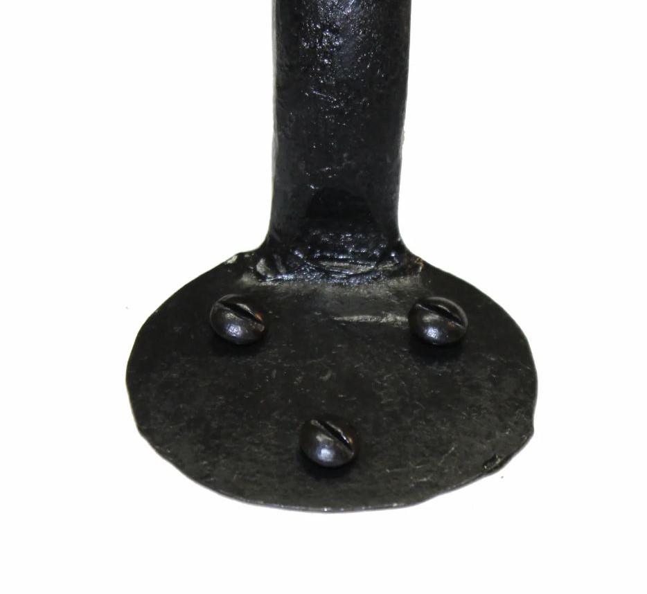 Pairing Style with Strength: Interior Design Ideas Using Wrought Iron Door Knobs – The Kings Bay