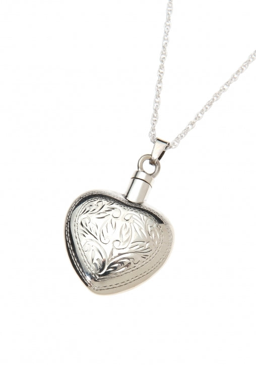 A Bold Choice to Honour Your Beloved: Memorial Jewellery for Ashes