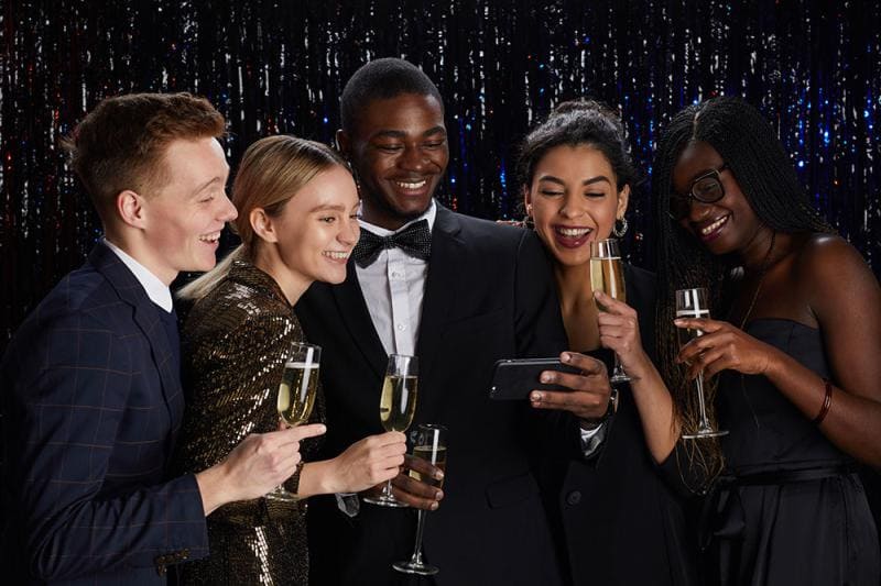 Proms Limo Washington DC - Safe Ride Limo