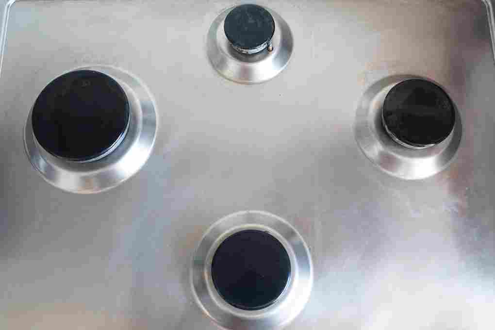 Why Hard Chrome Plating Should Be Standard in High-Wear Applications – Metal Coating & Plating services in UAE | Metal Coating Company