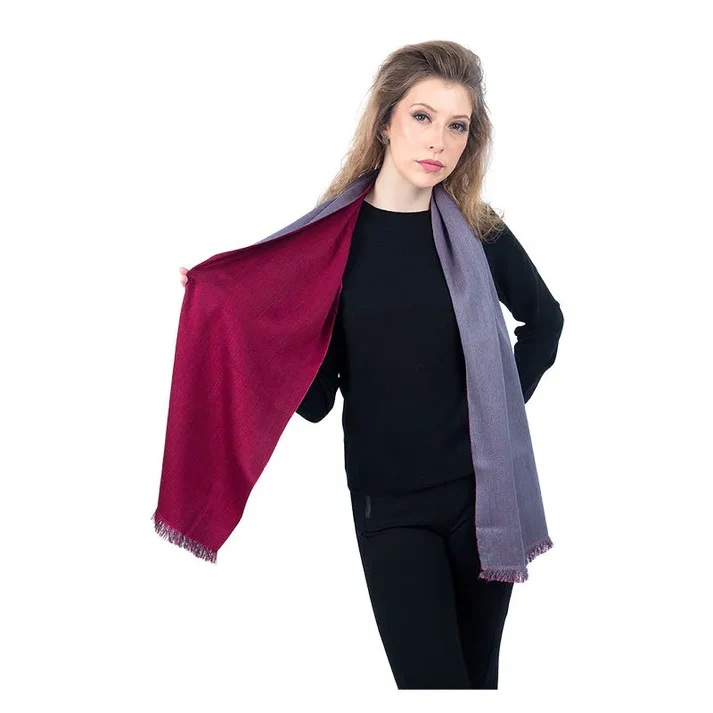 Factors to Consider When Buying Gold Shawls and Wraps – TCG London — Finest Pure Cashmere Clothing & Accessories