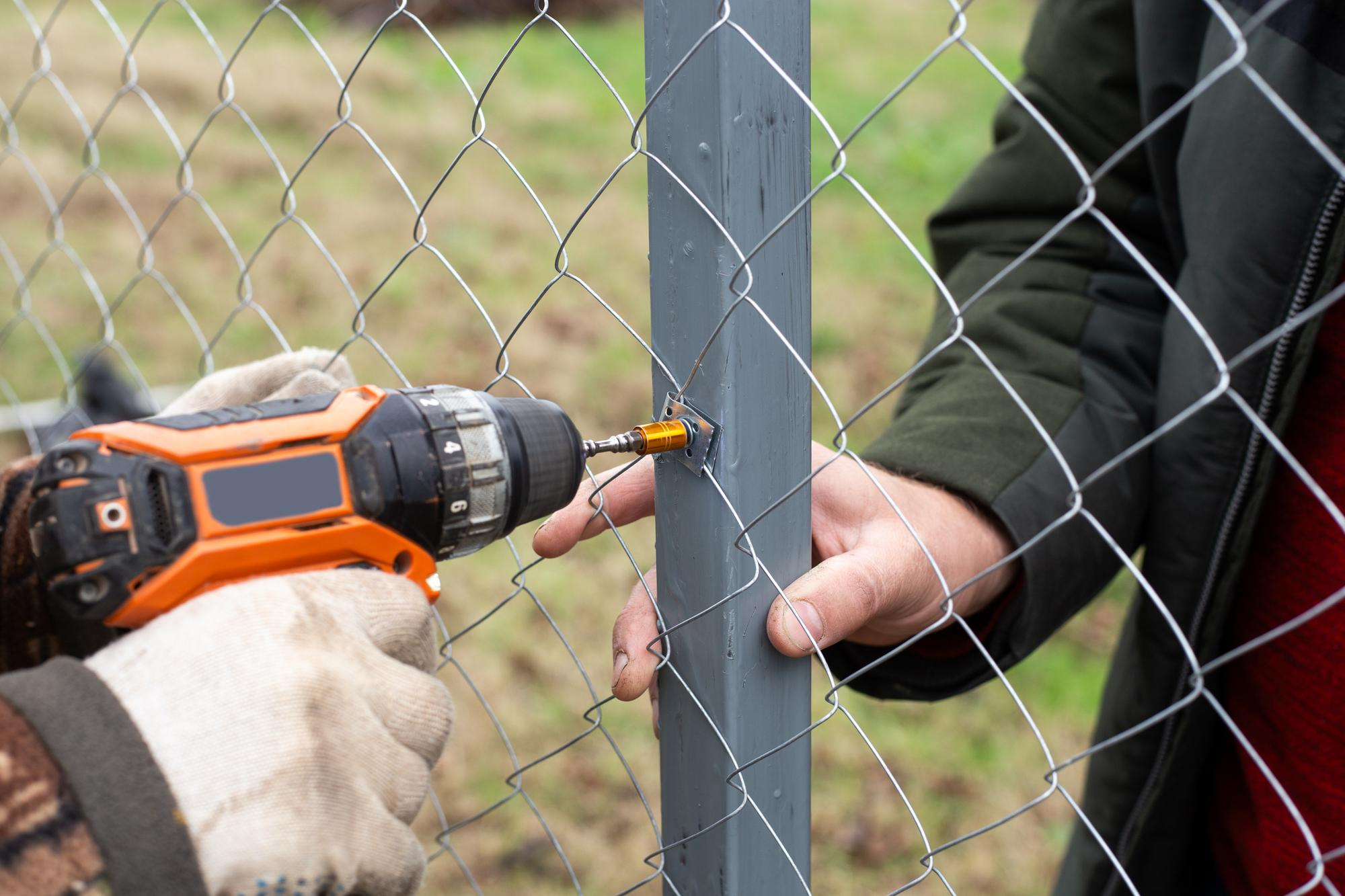 Fencing Installation and Repair in Milton Keynes | BOOK NOW