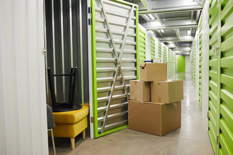 Portable Storage Units vs Traditional Units: Pros, Cons, and Costs