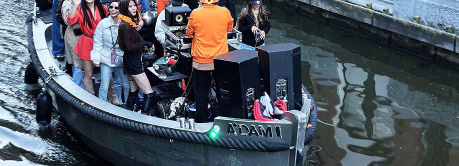 Masque rade Cover Image