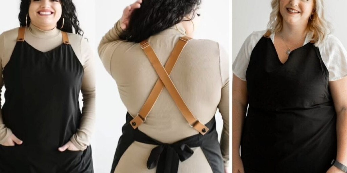The Best Big & Comfortable Aprons for Everyday Cooking and Kitchen Work