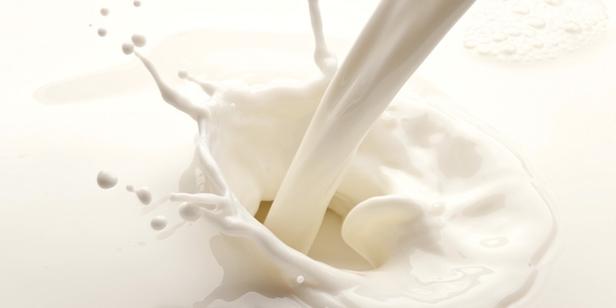 How Pure Fresh Milk Improves Taste and Nutrition in Daily Meals