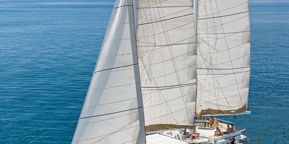 - Location catamaran Nouméa