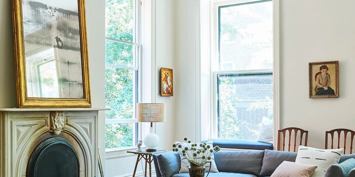 The Art of the Hunt: Where to Find Authentic Vintage Home Decor Online and In-Person