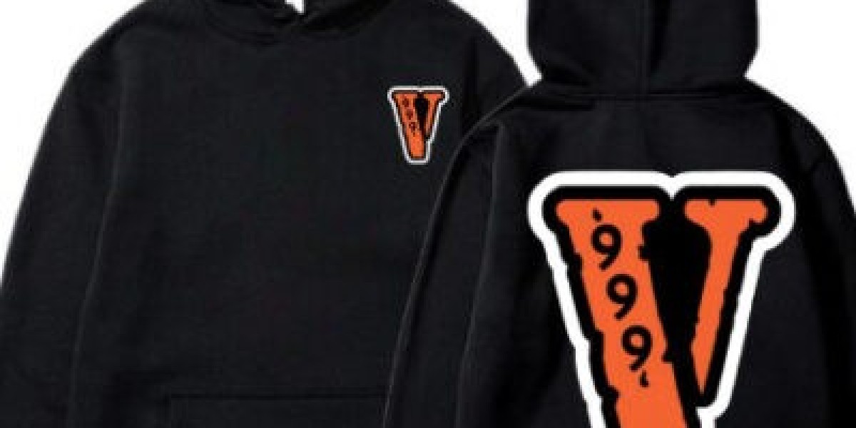 Vlone Hoodie vs. Other Streetwear Hoodies: Which One Deserves a Place in Your Wardrobe?