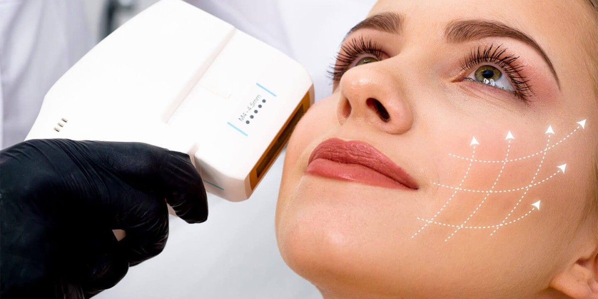 How Magic Facelift in Islamabad Restores Skin Elasticity and Glow