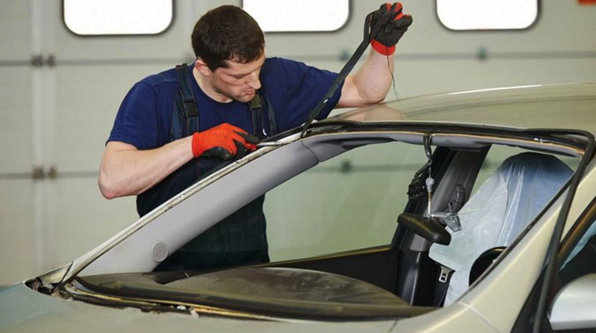 Your Guide to Choosing the Right Automotive Glass Adhesive for Professional Bonding Applications – Life Essentials