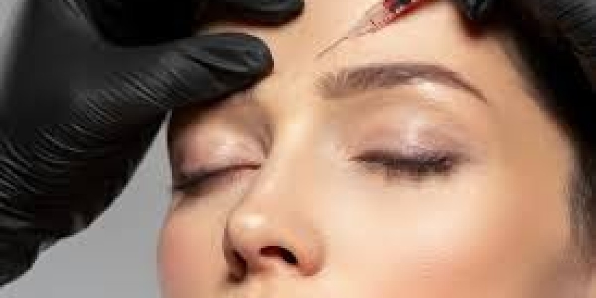 A Complete Guide to Facial Enhancement with Dermal Fillers in Dubai