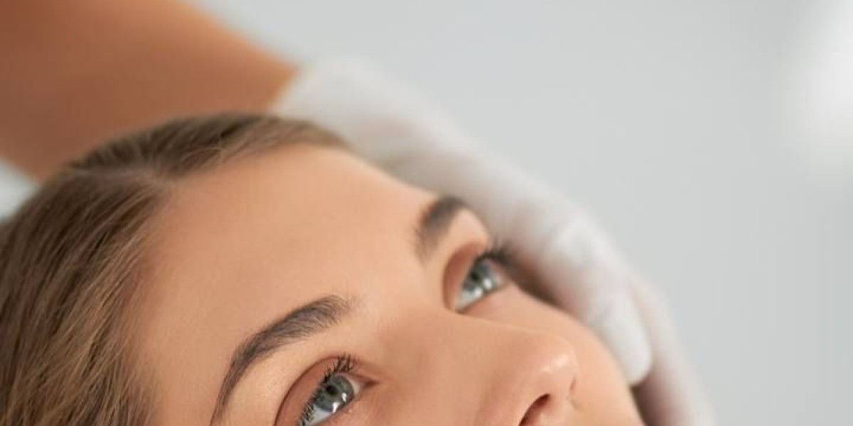 Dysport Injections in Dubai: Achieving Subtle, Natural Rejuvenation