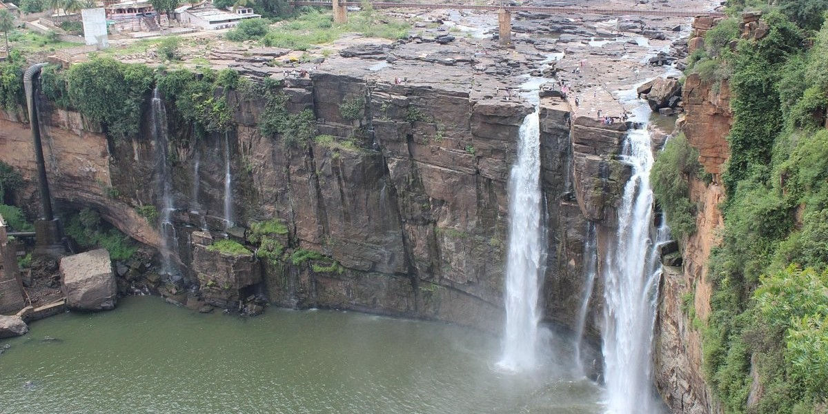 Kolhapur to Belgaum Taxi