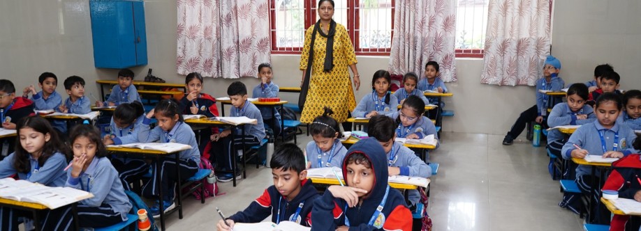 Schools in Gomti Nagar Cover Image