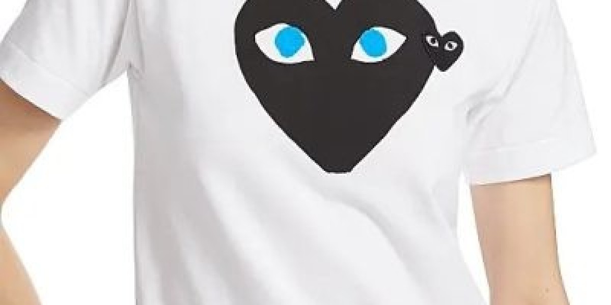 The Story Behind the Famous Comme des Garçons Heart Logo