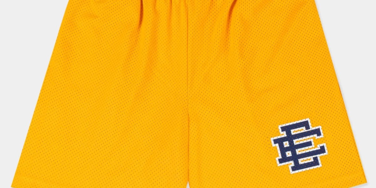 The Influence of EE Shorts on Contemporary Streetwear Trends
