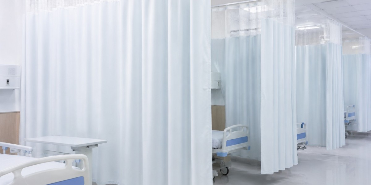 Why Healthcare Facilities Need High-Performance Medical Curtains