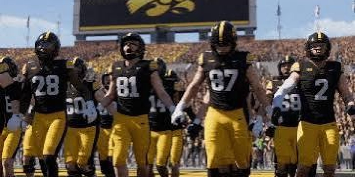 Build a Powerhouse in CFB 27 with u4gm