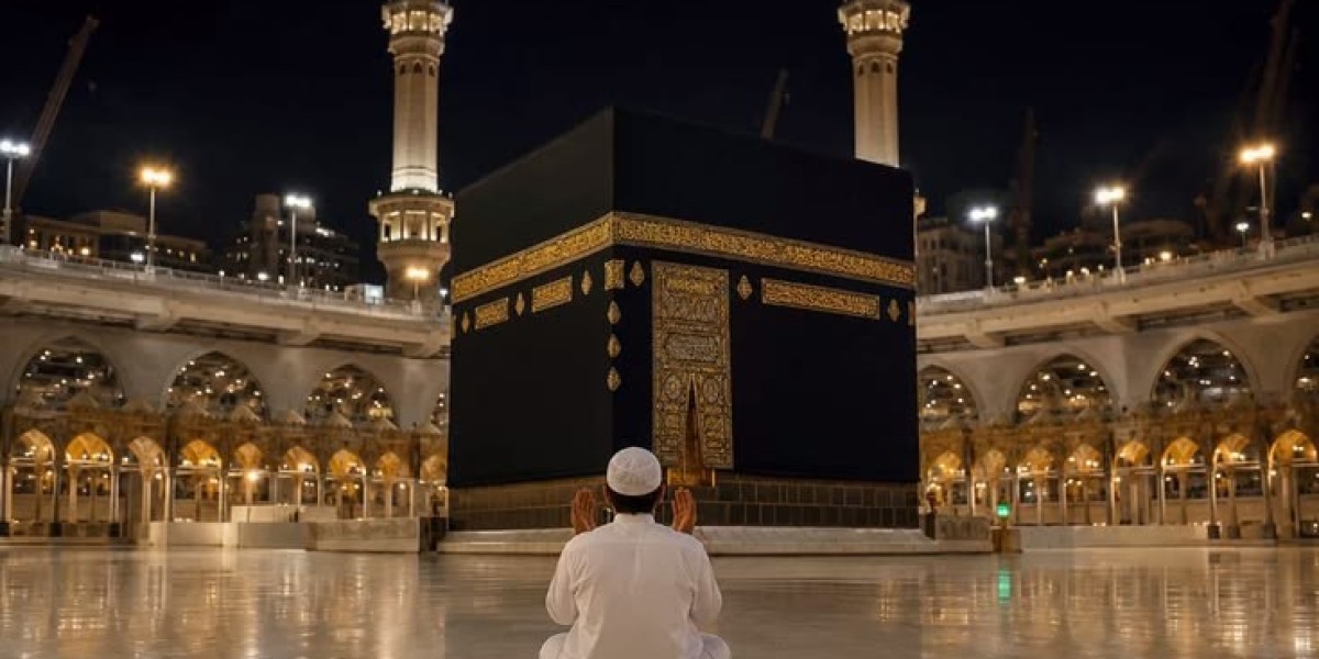 Why Choose December Umrah Packages in 2026? 5 Key Reasons