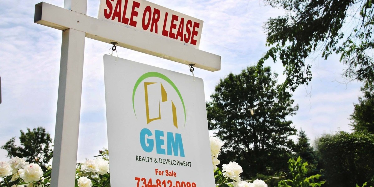 Explore Homes for Sale Near Hillside Middle School Northville MI | GEM Realty