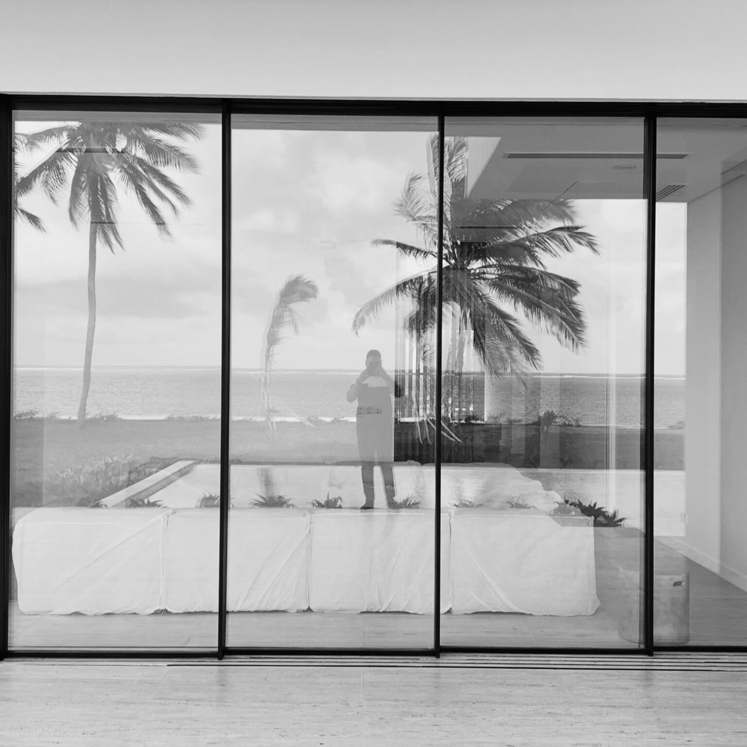 Minimal Systems Dubai for Creating Clean Transitions Across Large Openings – Site Title