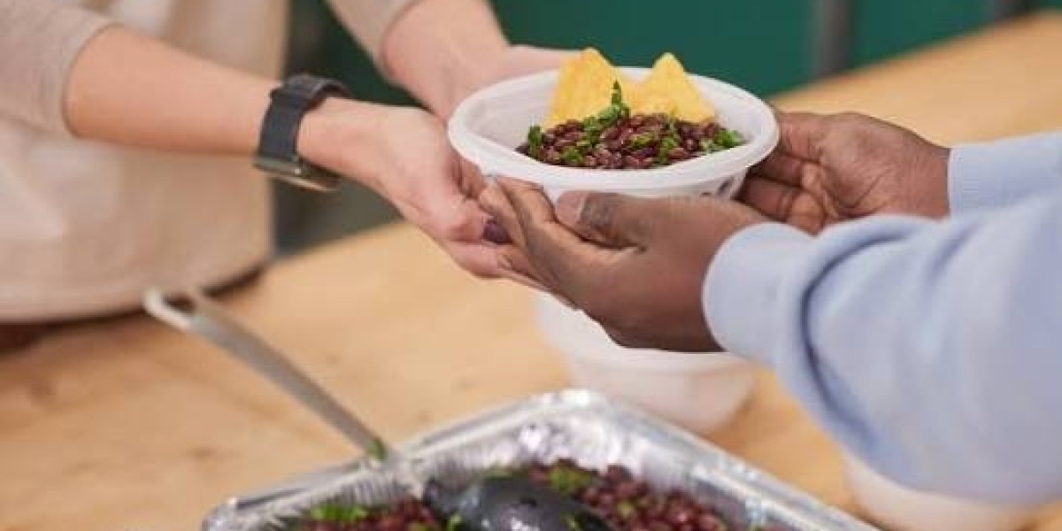 How Hospital Food Delivery Services Ensure Hygiene and Safety