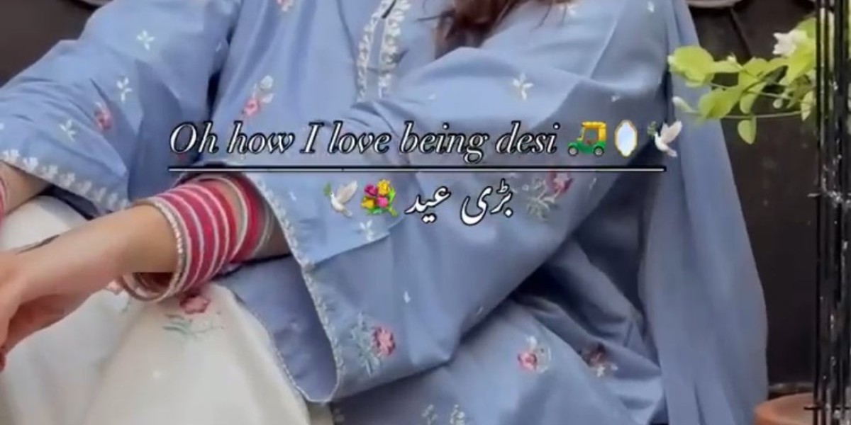 Beautiful Designer Kurta Sets for Women Who Love Easy Style : Ghumar Trend