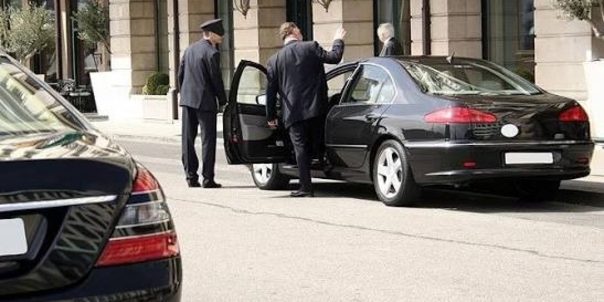 Comment un service de chauffeur à Paris peut-il simplifier votre voyage ?