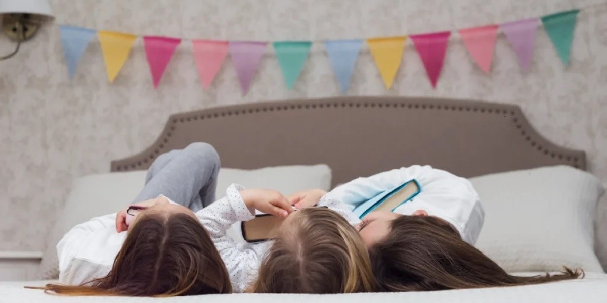 The Secret to Throwing an Easy Family Celebration