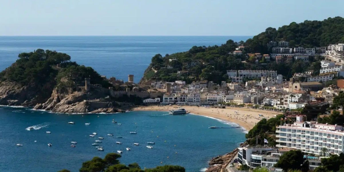 This Destination Explored: A Journey Across the Past, Sunshine, & Warmth